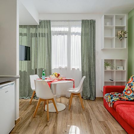 Dimore In Residenze Asproni 24 Cagliari Luaran gambar