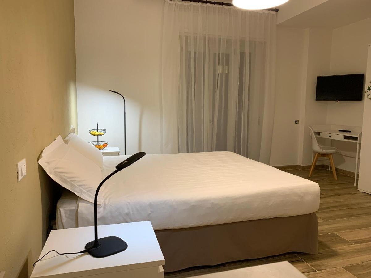 Dimore In Residenze Asproni 24 Cagliari Luaran gambar